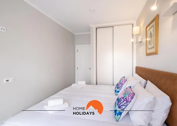 #097 Casa Antonieta 2 By Holidays 아파트 *